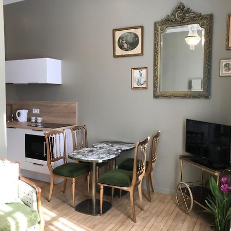 Ferienwohnung Perlepampille Dinan Zimmer foto