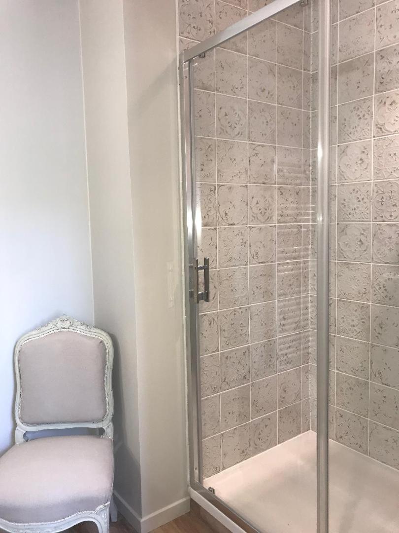 Ferienwohnung Perlepampille Dinan Zimmer foto